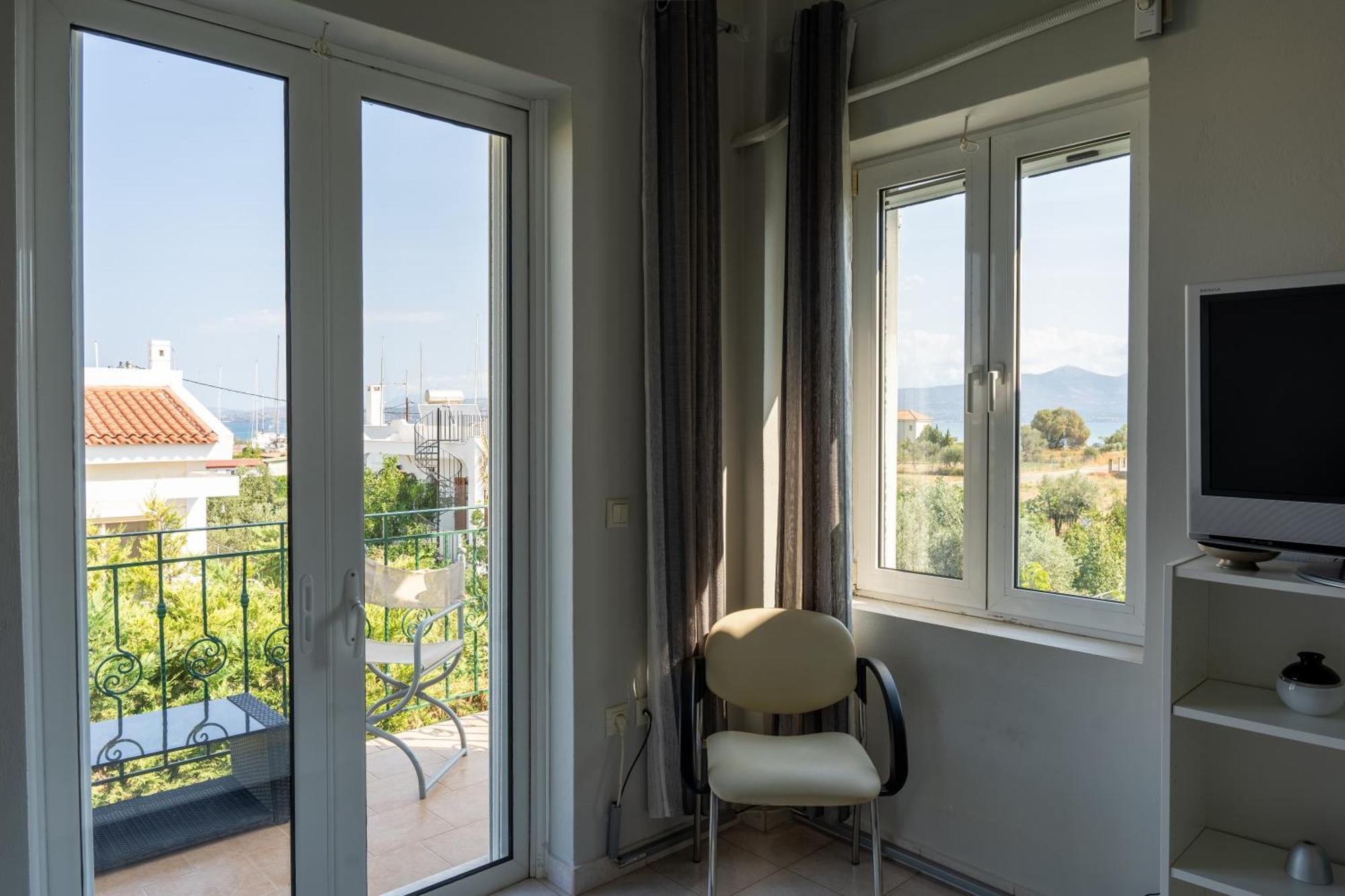 Beautiful Summer Villa In Chalkoutsi Khalkoutsion Екстериор снимка