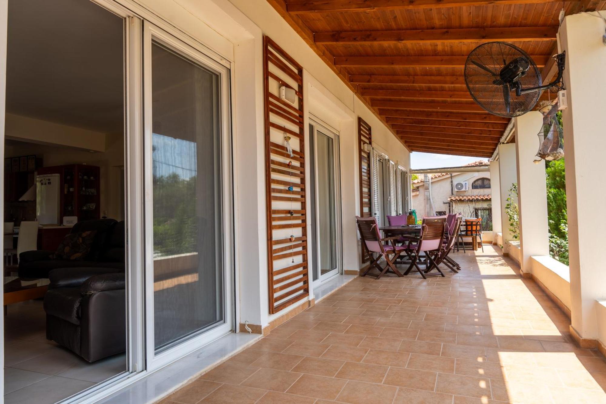 Beautiful Summer Villa In Chalkoutsi Khalkoutsion Екстериор снимка